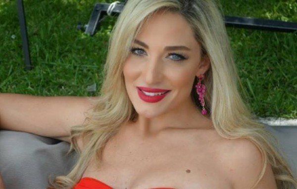 شاهد .. ميرفا قاضي تستعرض مهارتها في الرقص على العامود-بالفيديو