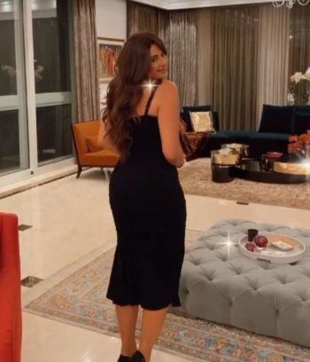 شاهد .. جولة في منزل ياسمين عبد العزيز وأحمد العوضي... ديكور فخم وفيه صالة رياضة - بالصور