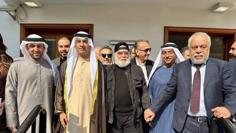 عيب يادكتور أشرف زكي تتجاهل دور الشيخ سلطان محمد القاسمي