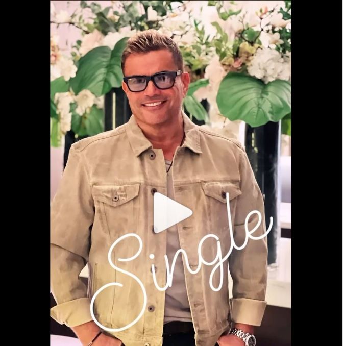 هدية عمرو دياب في اخر 2022 – أغنية ما تيجي نفك”