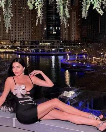 شاهد .. لاميتا فرنجية تواصل إحتفالاتها.. وتختار هذه المرة هذا الفستان