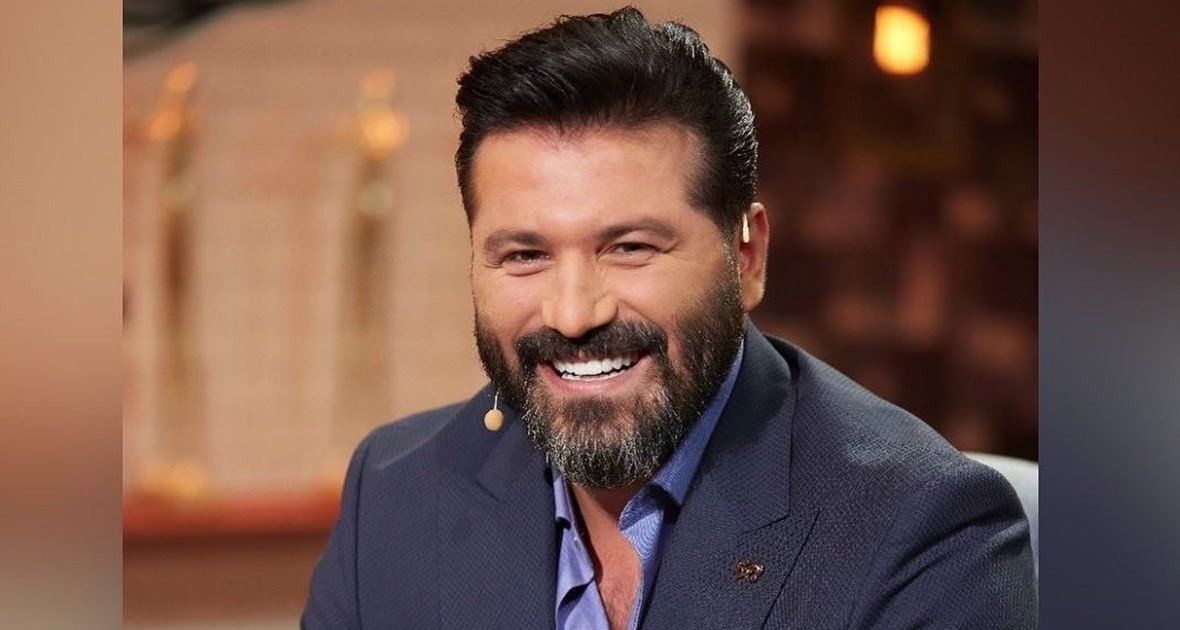 شاهد .. بالصورة - يزن السيد يوثق أو لقاء لطفليه...ويستفتي الجمهور بهذا الأمر