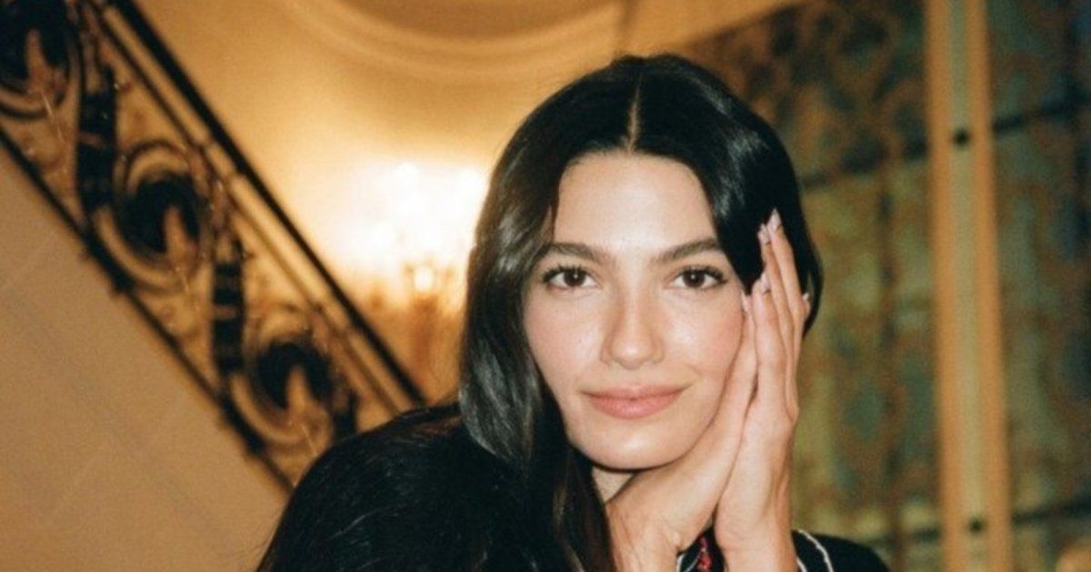 شاهد .. تارا عماد تبدأ عروض مسرحية "هادي فالنتاين" مع أحمد عز في السعودية