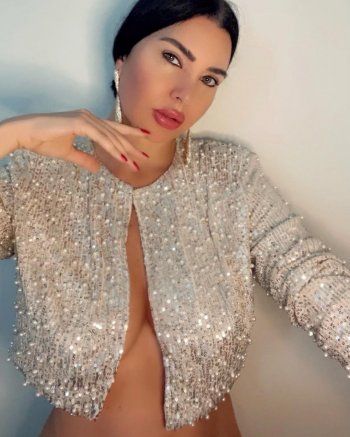 شاهد .. لاميتا فرنجية بإطلالة جريئة جداً.. والجمهور: تخطت الخطوط الحمراء - بالصور