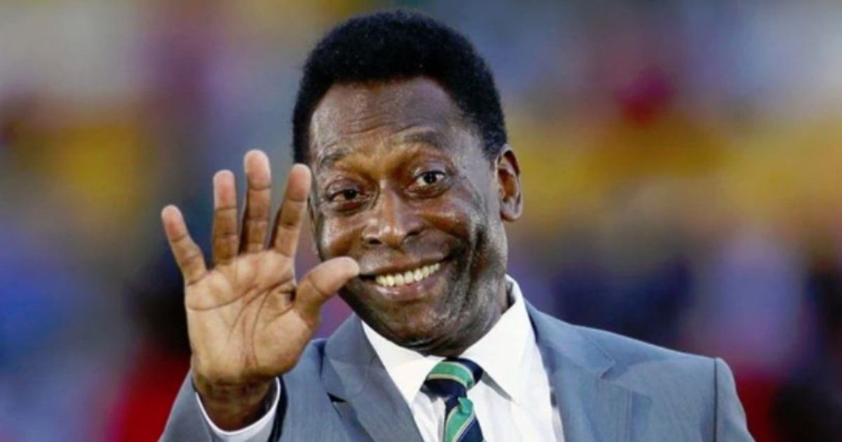 شاهد .. نجوم المستديرة ينعون أسطورة كرة القدم بيليه بكلمات مؤثرة "لقد رحل صوت الفقراء"