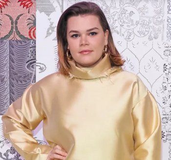 شاهد .. صورة لحفيدة الأميرة غريس كيلي ودرجة الشبه بينهما ستفاجئكم