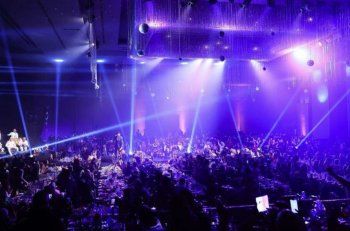 شاهد .. راغب علامة يتألق في واحدة من أضخم حفلات رأس السنة