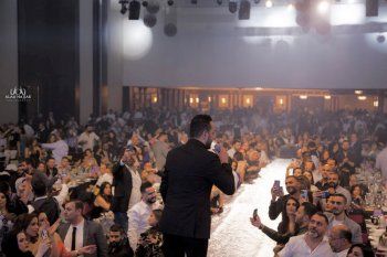 شاهد .. بالصور - حسين الديك يشعل ليل الامارات بأجواء خيالية