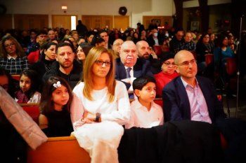 شاهد .. كريستا ماريا أبو عقل وهادي حاتم ينثران فرح الميلاد في رسيتال في لافال - كندا