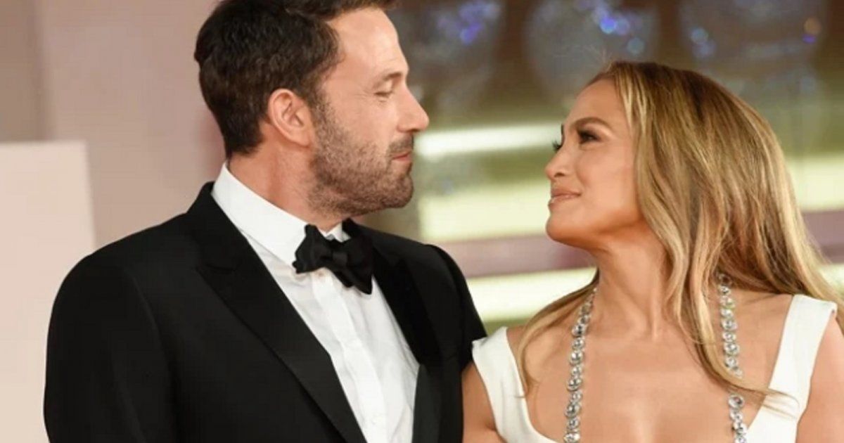 شاهد .. جينيفر لوبيز تعتبر عام 2022 الأفضل وتنشر صوراً جديدة من حفل زفافها