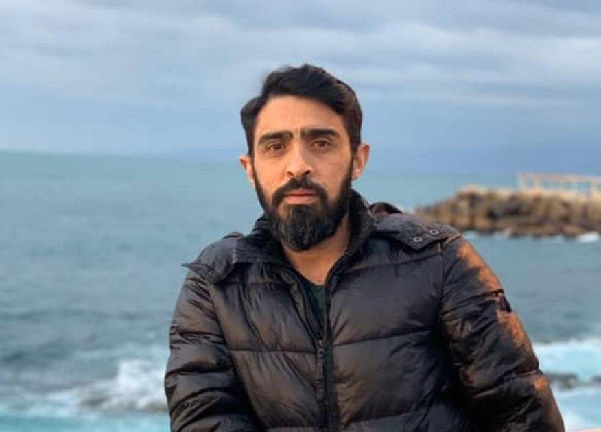 شاهد .. عبدو حكيم يتعرّض لمهاجمة كلاب شاردة ويدخل المستشفى