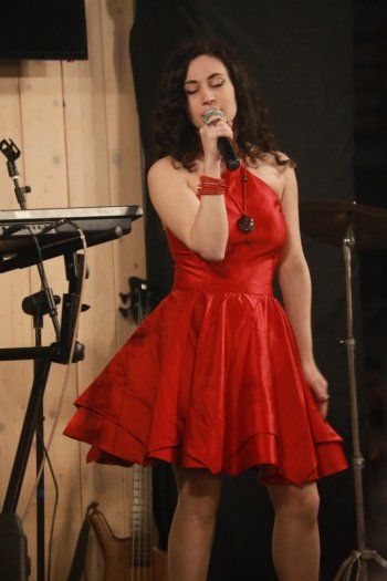 شاهد .. هاني العمري يحيي ليلة رأس السنة.. وهذه الأجواء