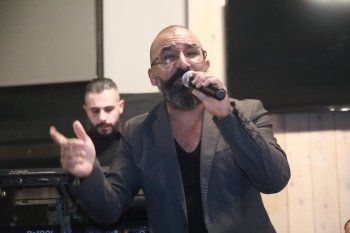 شاهد .. هاني العمري يحيي ليلة رأس السنة.. وهذه الأجواء