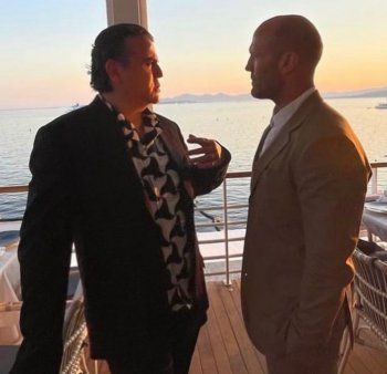 شاهد .. بالصور- جيسون ستاثام وغاي ريتشي غداً في دبي برفقة جمال سنان!