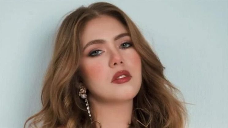 معجب ولامغرم .. عاشق يطارد رحمة حسن ويضعها في ورطة