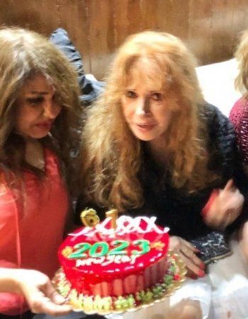 شاهد .. بالصور-نيللي تظهر بعد غياب في احتفالها بعيد ميلادها مع صديقاتها