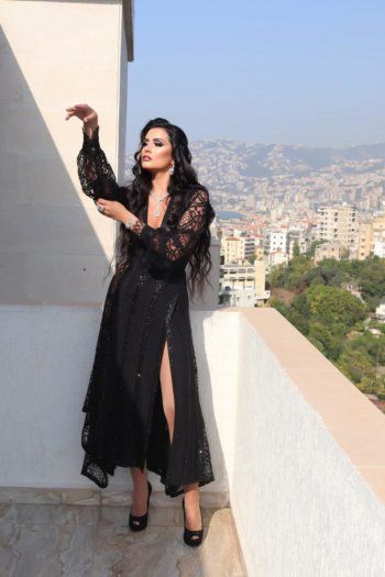 شاهد .. آن ماري سلامة تتألق بفستان من تصميم بسام نعمة.. وهذه رسالتها له