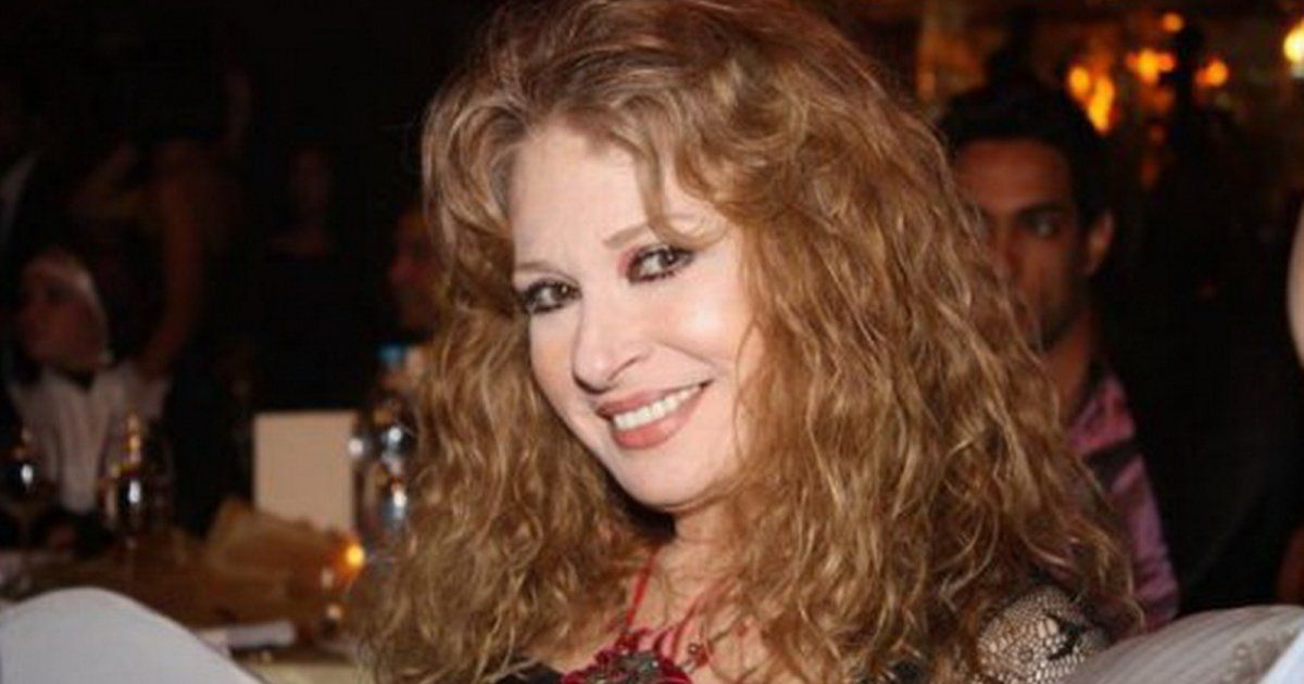 شاهد .. بالصور-نيللي تظهر بعد غياب في احتفالها بعيد ميلادها مع صديقاتها