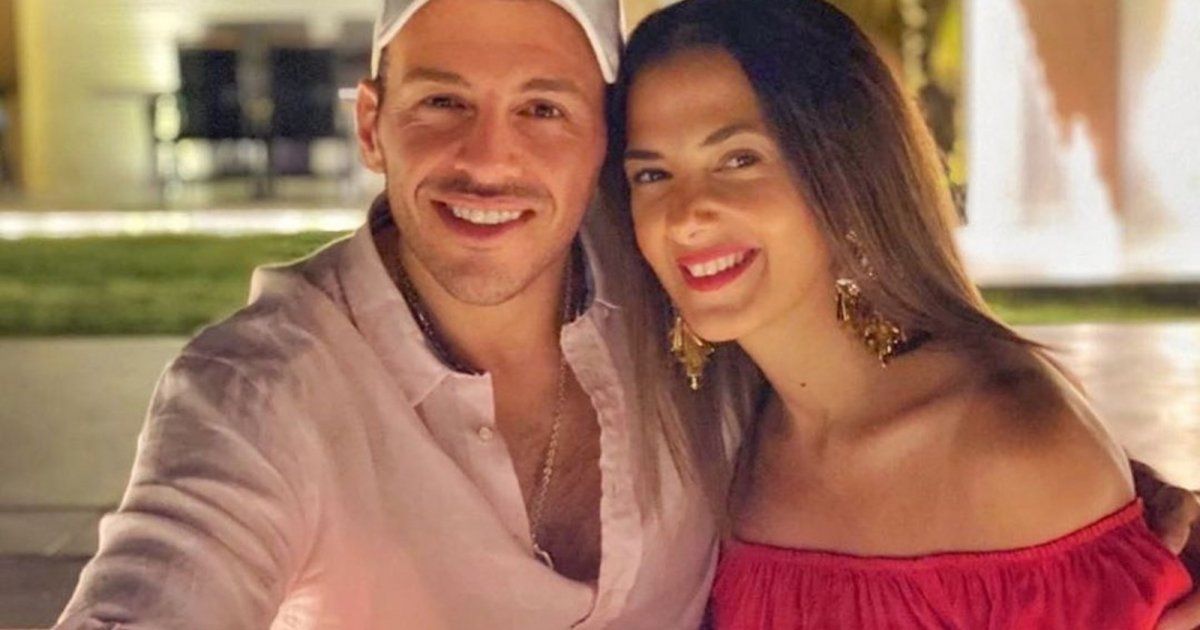 شاهد .. الظهور الأول لإبنة دنيا سمير غانم ورامي رضوان .. والصغيرة تتعرض للتنمر بسبب شكلها - بالصور