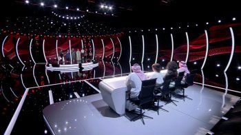 شاهد .. التنافس بات أكثر صعوبة والنجوم أعضاء لجنة التحكيم لا يرحمون في "سعودي آيدول"