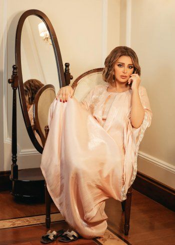 شاهد .. إطلالة راقية لأنغام بعد نجاح حفلها في موسم الرياض