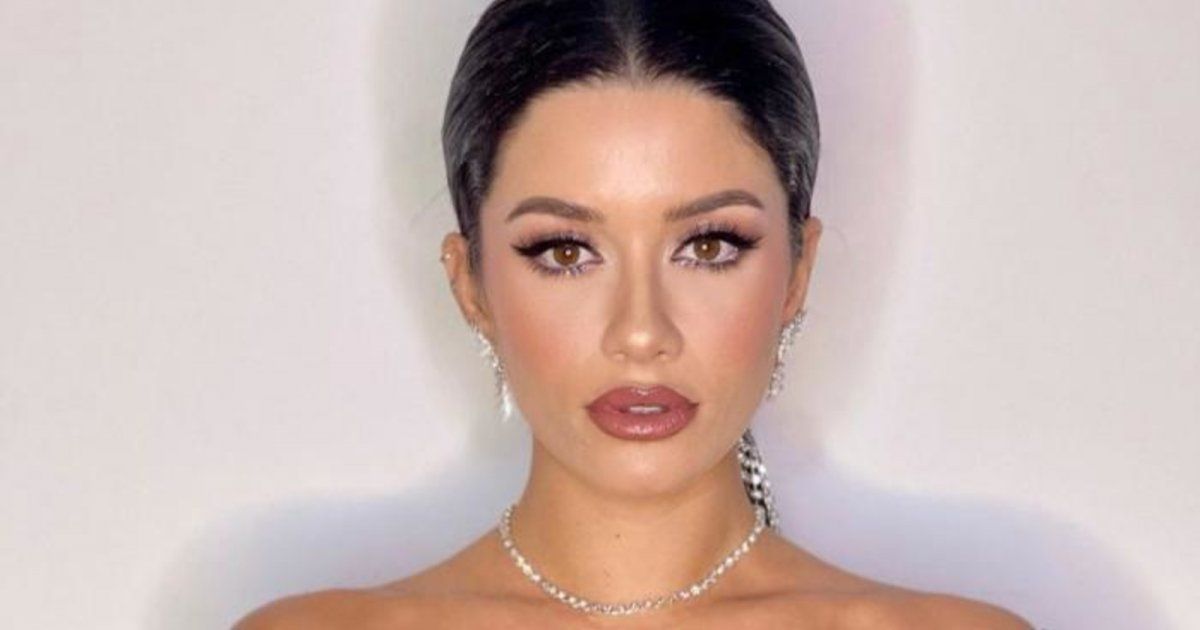 شاهد .. سينتيا خليفة تفجع برحيل أقرب الناس.. وهذه رسالتها المؤثرة