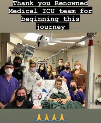 شاهد .. جيرمي رينر يحتفل بعيد ميلاده في المستشفى بعد تماثله للشفاء