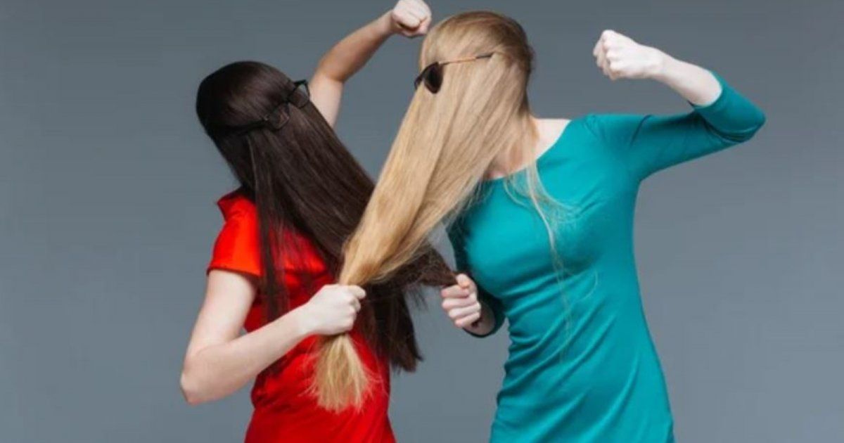 شاهد .. خاص الفن- إشكال بين نجمة ومعجبة في كواليس حفلتها لهذا السبب الفاضح