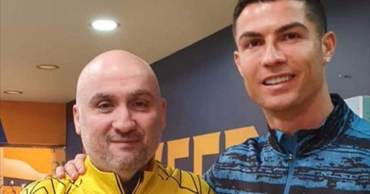 شاهد .. كريستيانو رونالدو يستعين بخبرات هذا المواطن السوري لمساعدته خلال اقامته بالسعودية .. بالتفاصيل