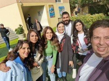 شاهد .. بالصور.. هبة عبد الغني تنشر كواليس آخر يوم تصوير من مسلسل "حكايات جروب الماميز"