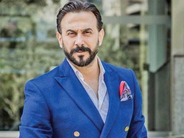 شاهد .. بالصورة - قصي خولي يروّج لمسلسله الجديد مع نادين نسيب نجيم "وأخيراً"