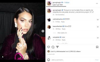 شاهد .. جورجينا رودريغيز تكتب باللغة العربية وإطلالتها تقدر بمئات ألاف الدولارات