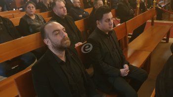 شاهد .. خاص بالصور- وصول جثمان وديع جورج وسوف إلى كنيسة القديس نيقولاوس بالأشرفية