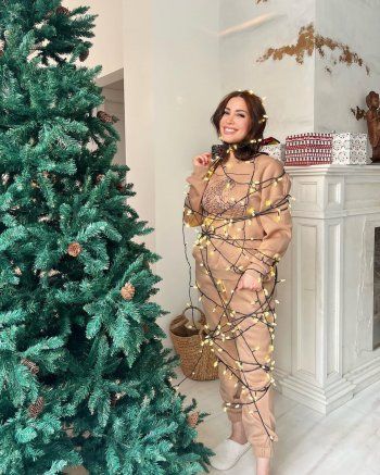 شاهد .. وشم نسرين طافش الجديد يحدث بلبلة واسعة.. وهكذا كشفت عنه