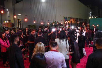 شاهد .. "شاهد" تحتفي بإنطلاق براندو الشرق بحضور أبطال العمل وصنّاعه- بالصور