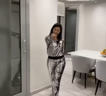 شاهد .. جولة في قصر رامي رضوان ودنيا سمير غانم... فخامة وديكور رائع - بالصور