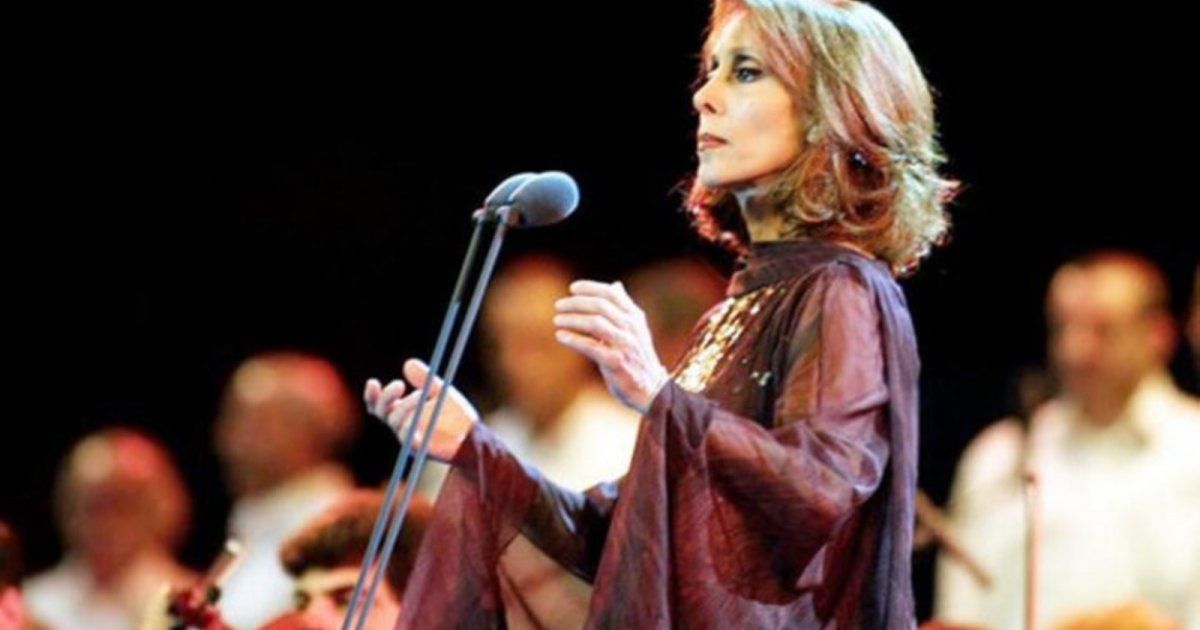 شاهد .. صورة قديمة تجمع فيروز وعاصي الرحباني بـ محمد عبد الوهاب.. وما قصة سهار بعد سهار؟