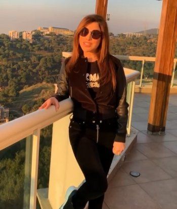 شاهد .. بالصور- جولة في فيلا نجوى كرم .. فخامة وأناقة يعكسان ذوقها الرفيع