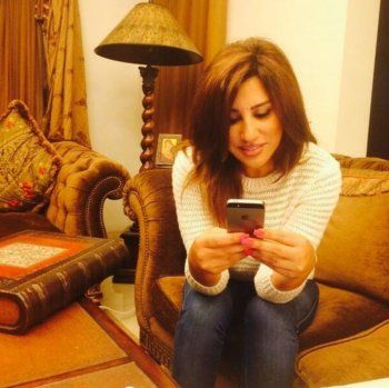 شاهد .. بالصور- جولة في فيلا نجوى كرم .. فخامة وأناقة يعكسان ذوقها الرفيع