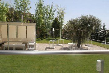 شاهد .. ديكور هادئ وأثاث فخم.. جولة في فيلا نانسي عجرم تحدث ضجة