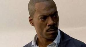 شاهد .. بالفيديو - إيدي مورفي يسخر من ويل سميث خلال تسلمه جائزة في الغولدن غلوب