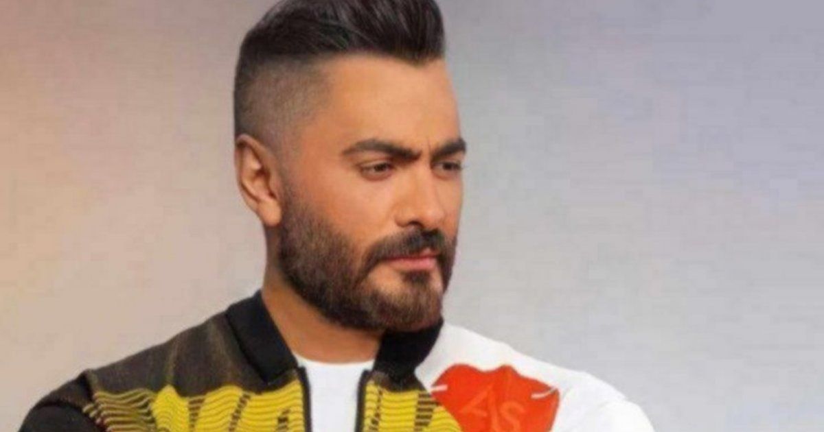 شاهد .. تامر حسني يرد على طلب مسلم بالغناء معه