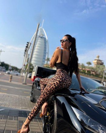 شاهد .. سعر سيارة لاميتا فرنجية الفارهة يفوق التوقعات.. تعرفوا إليه