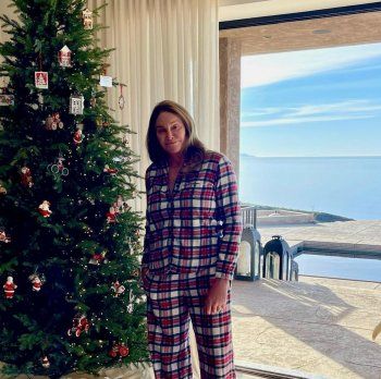 شاهد .. حديث لـ كيندال جينر يثير الجدل حول إمكانية حملها.. "أنتظر طفلي الأول"