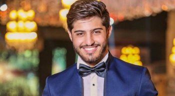 شاهد .. "من أول دقيقة" لإليسا وسعد لمجرد تسحرنا برومانسية فائقة.. حسين الجسمي يكتسح بـ "ما بحبك" وهذه سنة الحظ لأحمد سعد