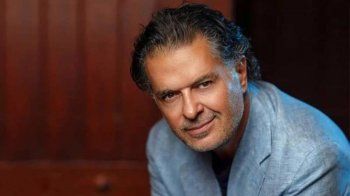 شاهد .. "من أول دقيقة" لإليسا وسعد لمجرد تسحرنا برومانسية فائقة.. حسين الجسمي يكتسح بـ "ما بحبك" وهذه سنة الحظ لأحمد سعد