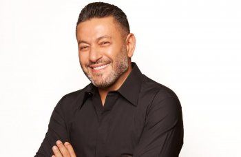 شاهد .. "من أول دقيقة" لإليسا وسعد لمجرد تسحرنا برومانسية فائقة.. حسين الجسمي يكتسح بـ "ما بحبك" وهذه سنة الحظ لأحمد سعد