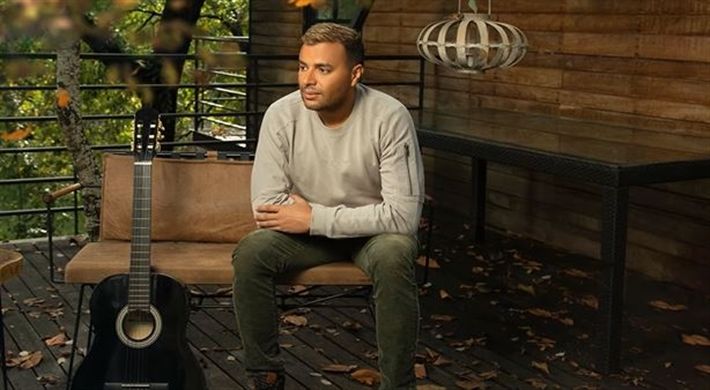 رامي صبري يحتفل بألبومه الجديد في حفل غنائي