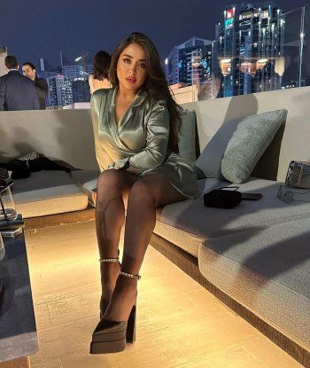 شاهد .. بالصور- "مال الشام" نجمة "طوق البنات" تبهر الجمهور بأبهر إطلالاتها من دبي !