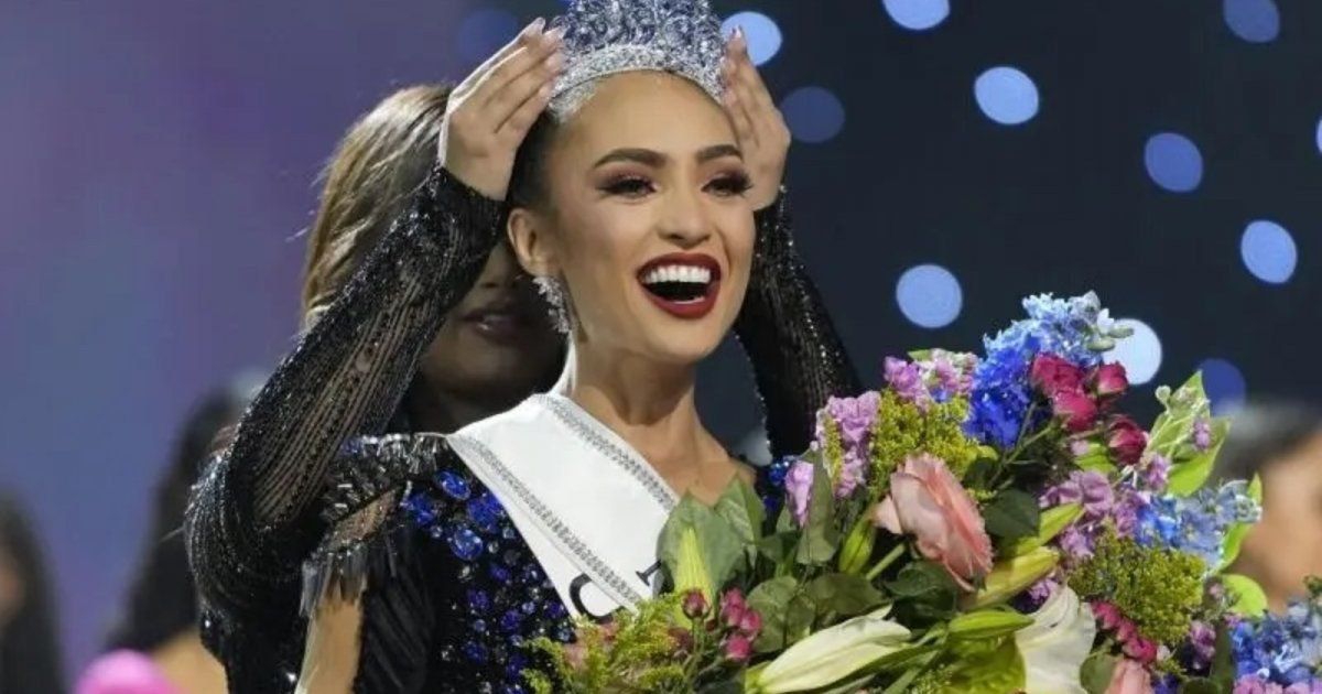 شاهد .. بالصور - شاهدوا ملكة جمال الكون بدون ماكياج... وهكذا بدت